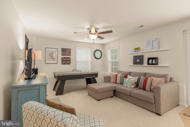 24 TAVERN RD, Stafford, VA 22554