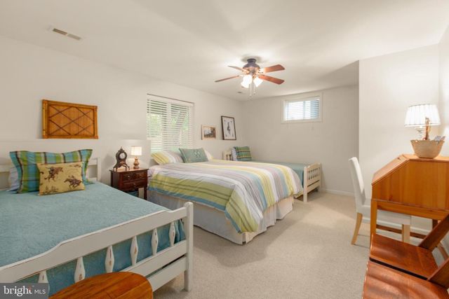 24 TAVERN RD, Stafford, VA 22554