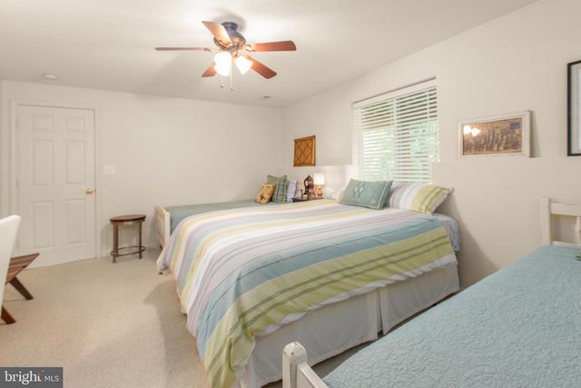 24 TAVERN RD, Stafford, VA 22554