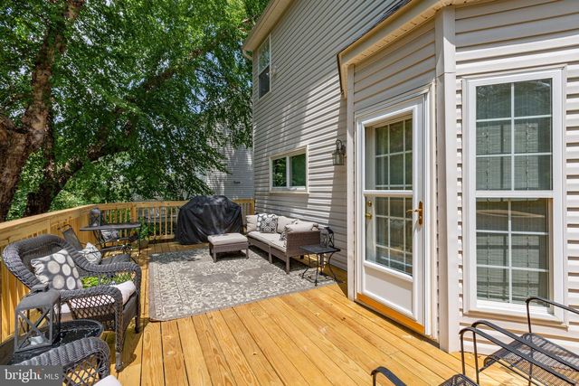 24 TAVERN RD, Stafford, VA 22554