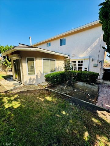 9432 Rambler, Huntington Beach, CA 92646