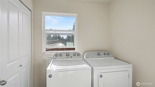 12515 Prairie Ridge Drive E, Bonney Lake, WA 98391