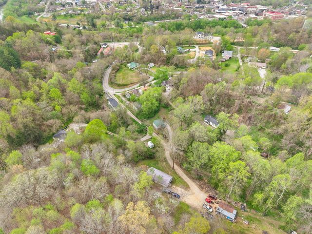 54 Woodlawn Avenue, Williamsburg, KY 40769