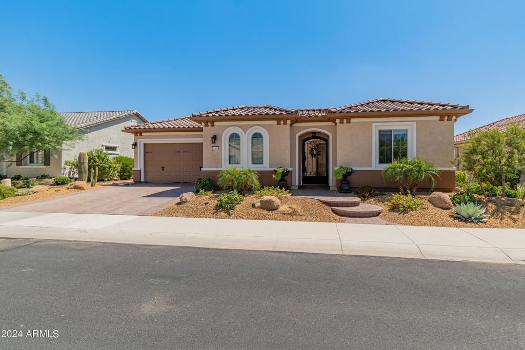 26647 W COVEY Lane, Buckeye, AZ 85396