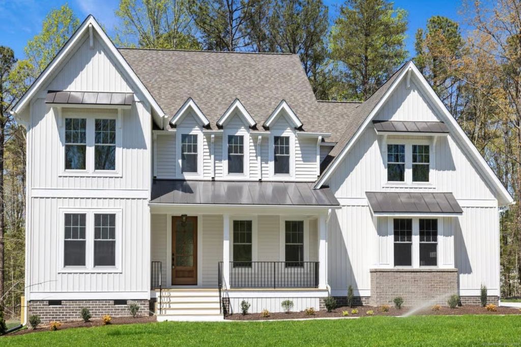1 Pinecrest Lane, New Fairfield, CT 06812