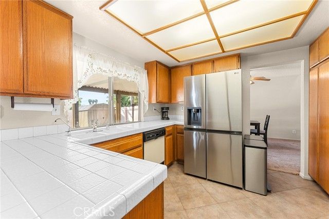 11048 Thrush Drive, Riverside, CA 92505