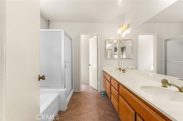 11048 Thrush Drive, Riverside, CA 92505