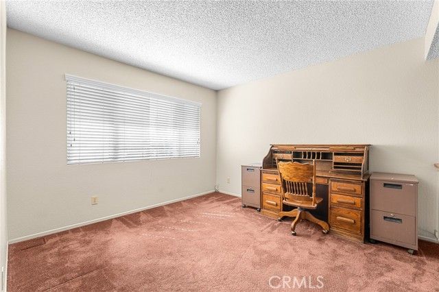 11048 Thrush Drive, Riverside, CA 92505