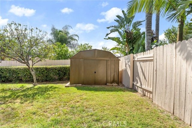 11048 Thrush Drive, Riverside, CA 92505