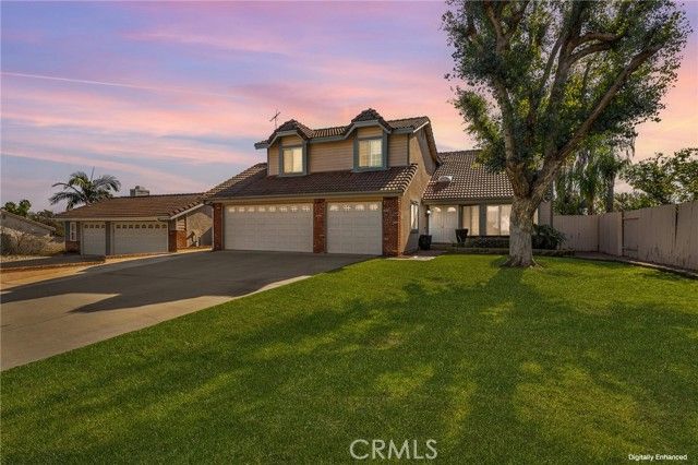 11048 Thrush Drive, Riverside, CA 92505