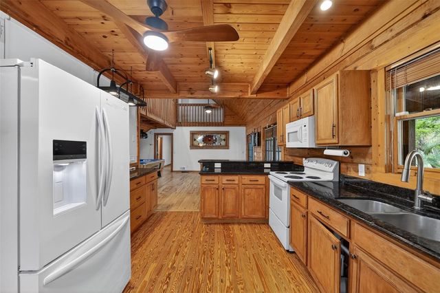 6888 MYAKKA VALLEY TRL, Sarasota, FL 34241