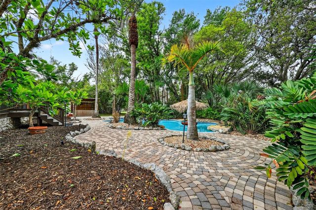 6888 MYAKKA VALLEY TRL, Sarasota, FL 34241