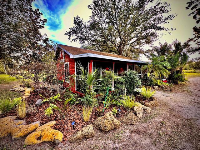 6888 MYAKKA VALLEY TRL, Sarasota, FL 34241