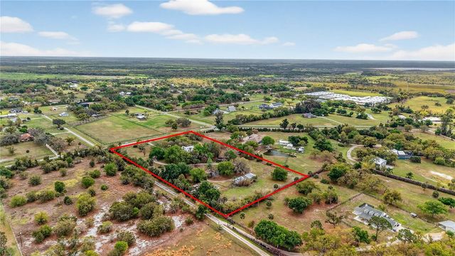 6888 MYAKKA VALLEY TRL, Sarasota, FL 34241