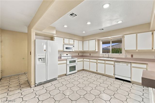 921 Primrose Lane, Henderson, NV 89011