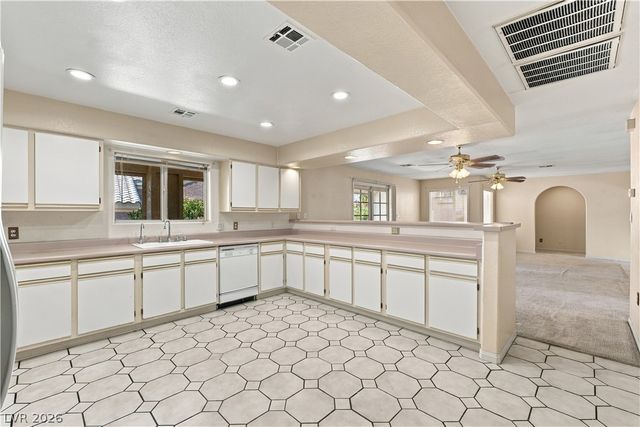 921 Primrose Lane, Henderson, NV 89011