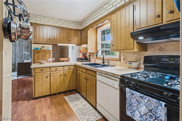 1120 20th Street SW, Massillon, OH 44647