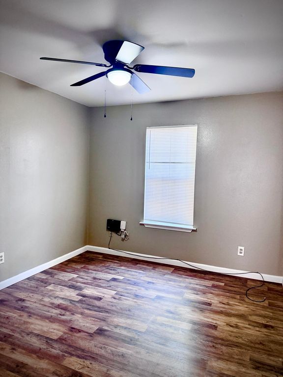 Image 12 of property listing at 2117 Woodlawn Drive, San Angelo, TX 76901