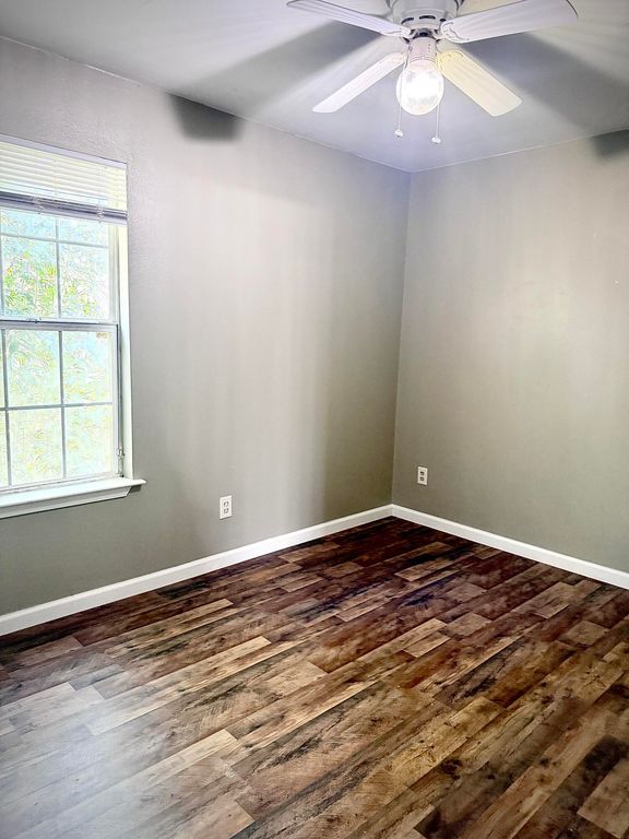 Image 17 of property listing at 2117 Woodlawn Drive, San Angelo, TX 76901
