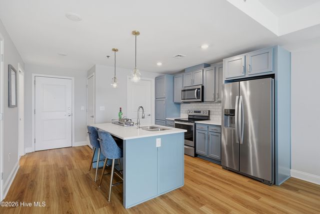 14 Grace Street Apt 909, Wilmington, NC 28401