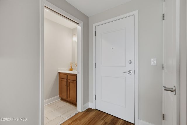 14 Grace Street Apt 909, Wilmington, NC 28401