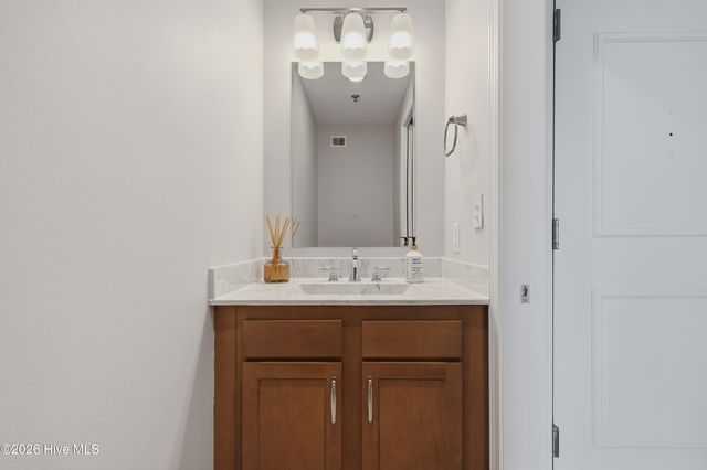 14 Grace Street Apt 909, Wilmington, NC 28401