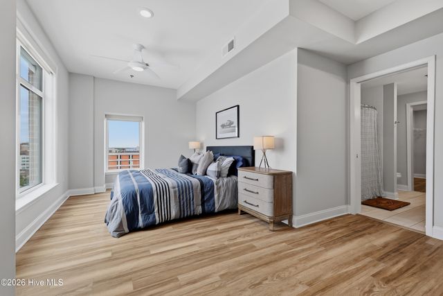 14 Grace Street Apt 909, Wilmington, NC 28401
