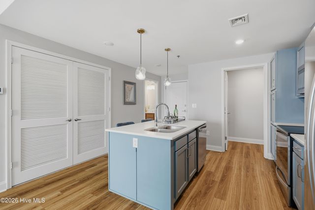 14 Grace Street Apt 909, Wilmington, NC 28401