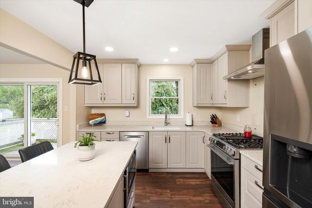 9 OLD POST LN, Hamilton Twp, NJ 08620