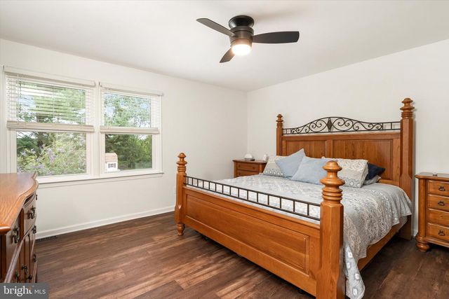 9 OLD POST LN, Hamilton Twp, NJ 08620
