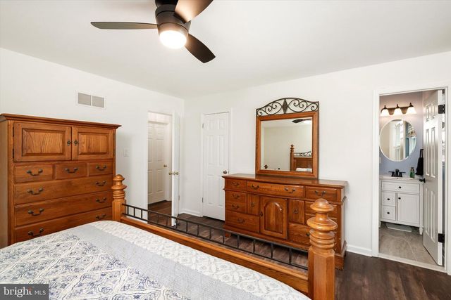 9 OLD POST LN, Hamilton Twp, NJ 08620