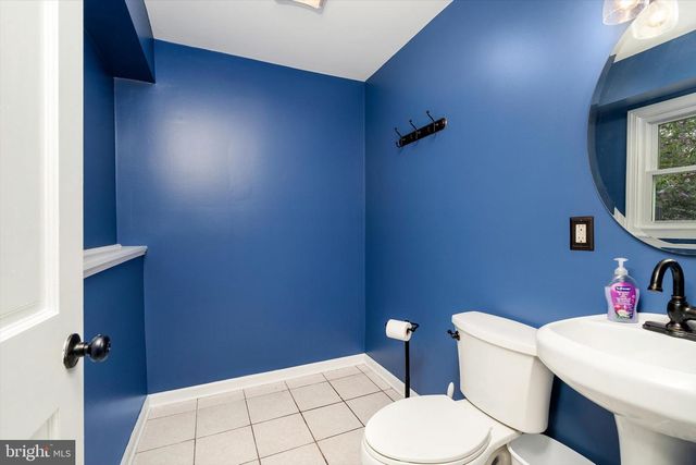 9 OLD POST LN, Hamilton Twp, NJ 08620
