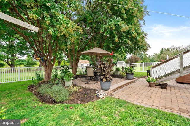 9 OLD POST LN, Hamilton Twp, NJ 08620