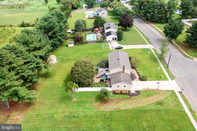 9 OLD POST LN, Hamilton Twp, NJ 08620