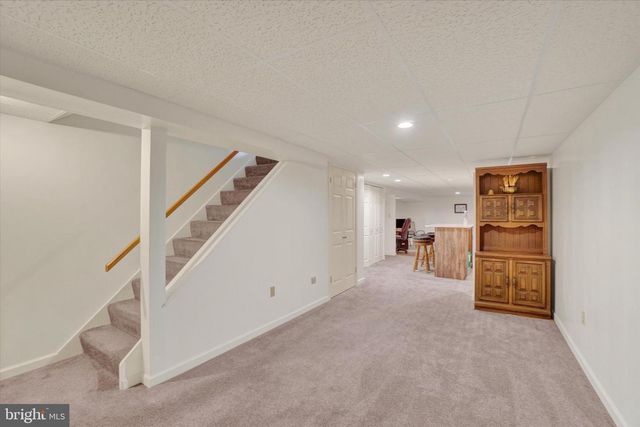 4158 ROBINHOOD DR, York, PA 17408