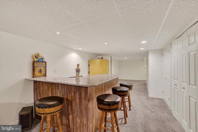 4158 ROBINHOOD DR, York, PA 17408