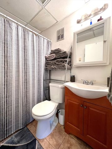 88 Broadway 2, Chelsea, MA 02150