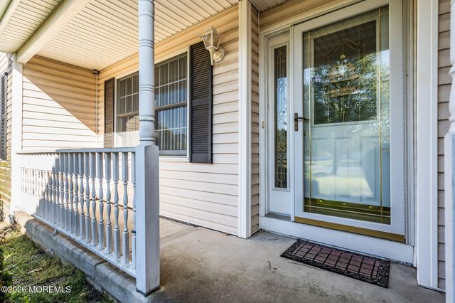 9 Lucille Court, Little Egg Harbor, NJ 08087