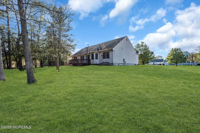 9 Lucille Court, Little Egg Harbor, NJ 08087