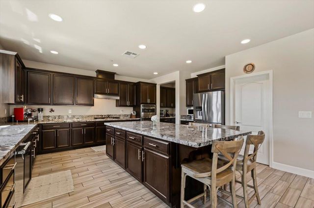3605 Arden Villa Pl, Roseville, CA 95747