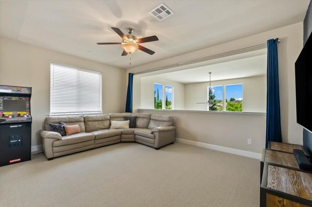 3605 Arden Villa Pl, Roseville, CA 95747