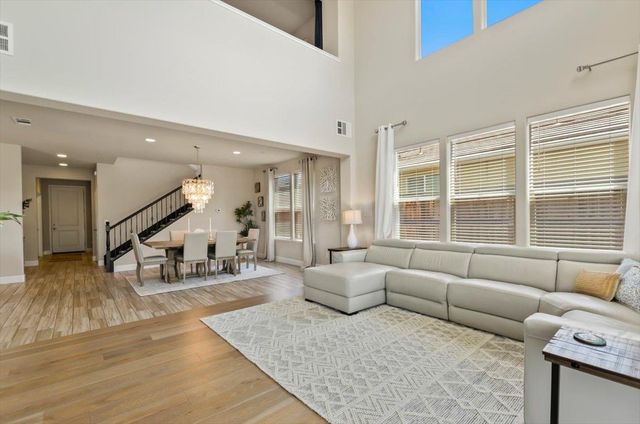 3605 Arden Villa Pl, Roseville, CA 95747