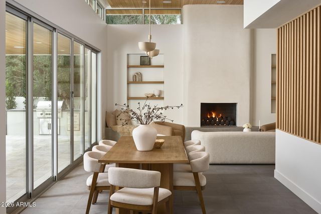 7201 N 47TH Street, Paradise Valley, AZ 85253