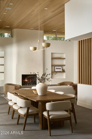 7201 N 47TH Street, Paradise Valley, AZ 85253