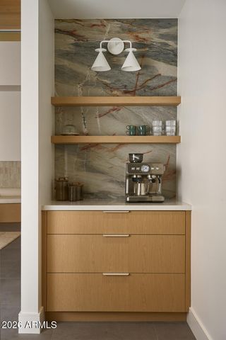 7201 N 47TH Street, Paradise Valley, AZ 85253