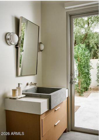 7201 N 47TH Street, Paradise Valley, AZ 85253