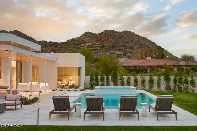 7201 N 47TH Street, Paradise Valley, AZ 85253