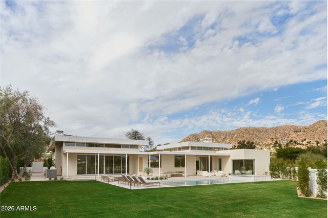 7201 N 47TH Street, Paradise Valley, AZ 85253