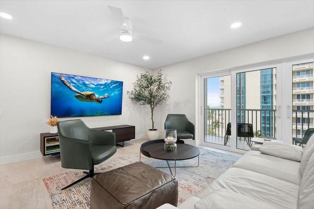 800 BENJAMIN FRANKLIN DRIVE 505, Sarasota, FL 34236