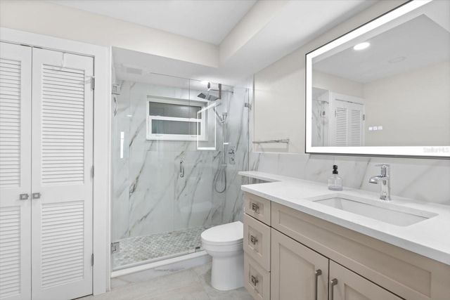 800 BENJAMIN FRANKLIN DRIVE 505, Sarasota, FL 34236